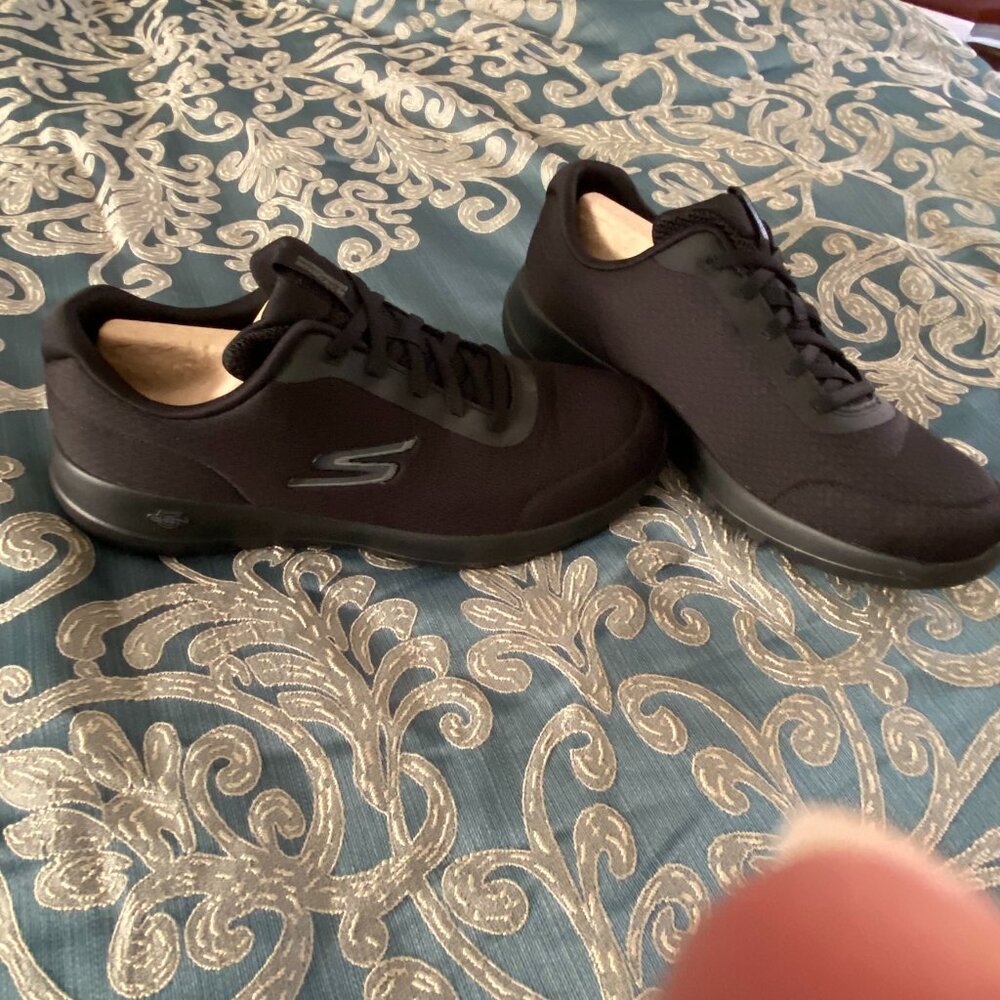 Skechers Black Sneakers